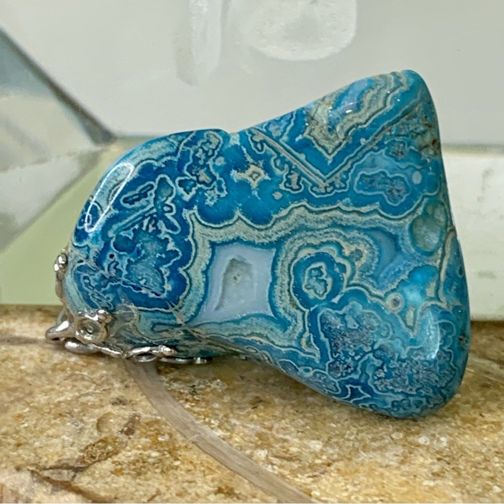 Vintage Blue Crazy Lace Agate Pendant Natural Stone Silver Tone Filigree Cap .9" - Picture 4 of 10